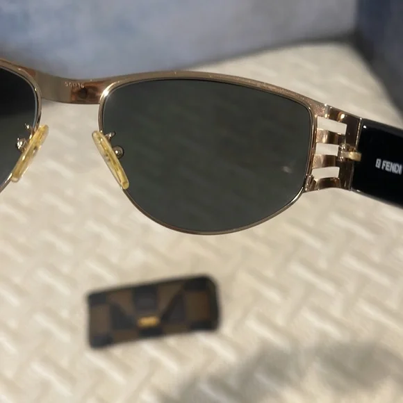 Authentic Fendi Sunglasses (see pics For details) - Picture 7 of 14